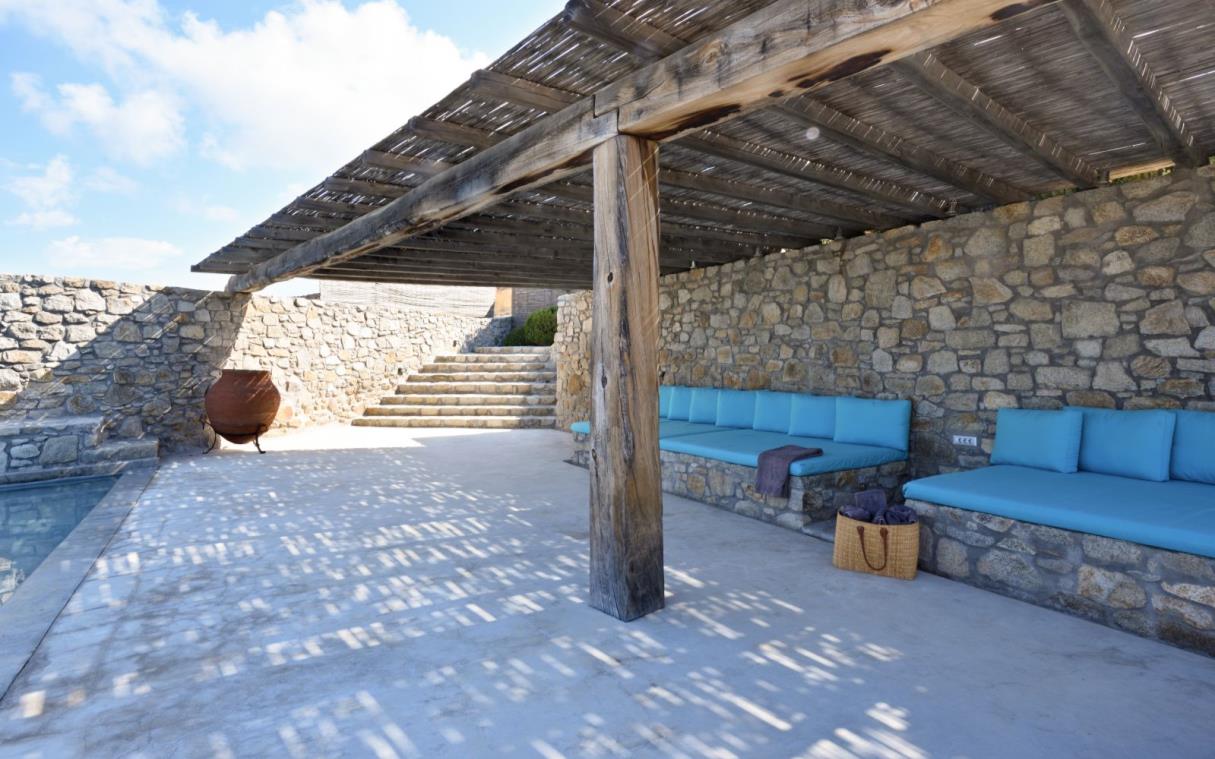villa-mykonos-cyclades-greece-pool-luxury-big-blue-beach-swim (18).jpg