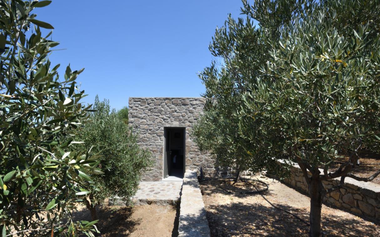 villa-mykonos-cyclades-greece-pool-luxury-big-blue-beach-house-guest