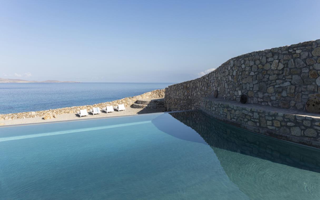 villa-mykonos-cyclades-greece-pool-luxury-big-blue-beach-house-swim (1)