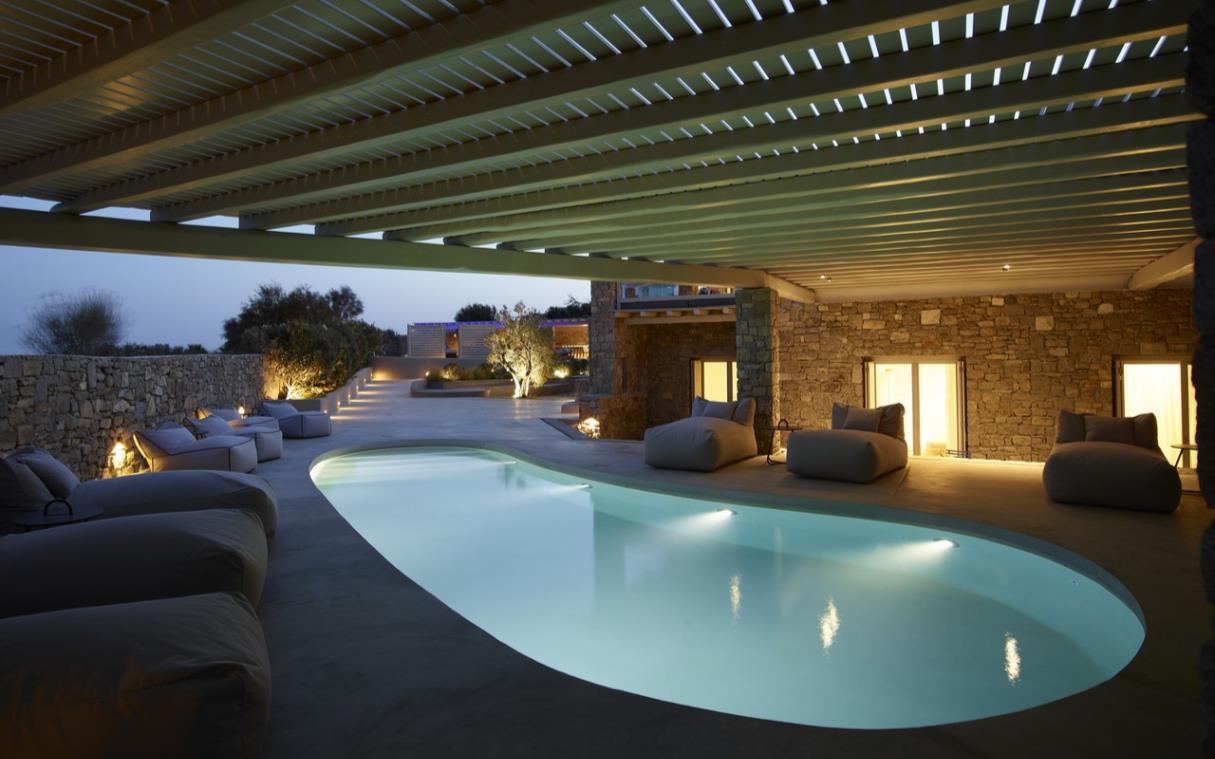 villa-mykonos-greek-islands-greece-luxury-pool-bluewave-XL-swim2 (3).jpg