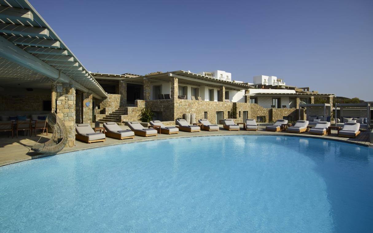 villa-mykonos-greek-islands-greece-luxury-pool-bluewave-XL-COV.jpg