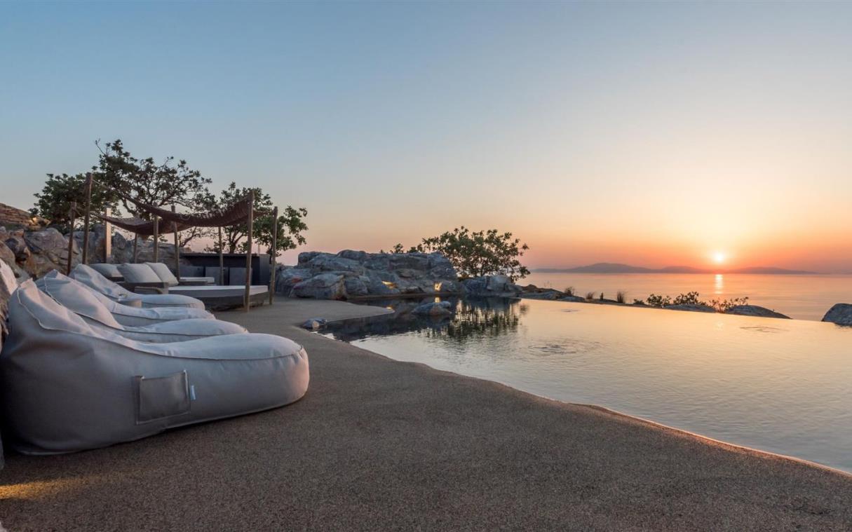 villa-kea-greece-luxury-pool-ocean-nomios-pool (2).jpg