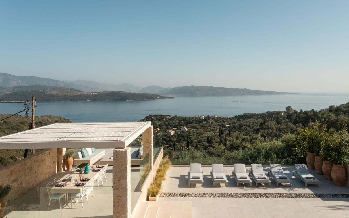 villa-corfu-ionian islands-greece-beach-pool-daniela-out-liv (5)