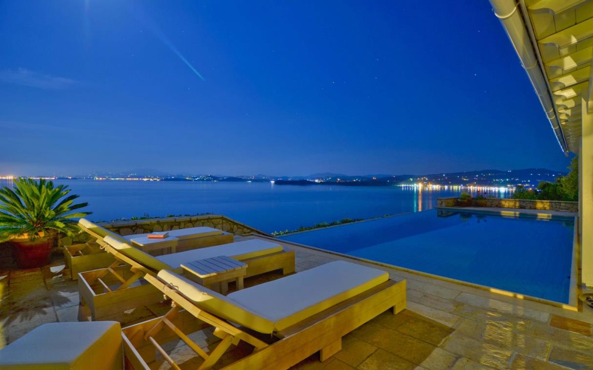 villa-corfu-greece-ionian-islands-luxury-pool-views-domina-swim (4).jpg