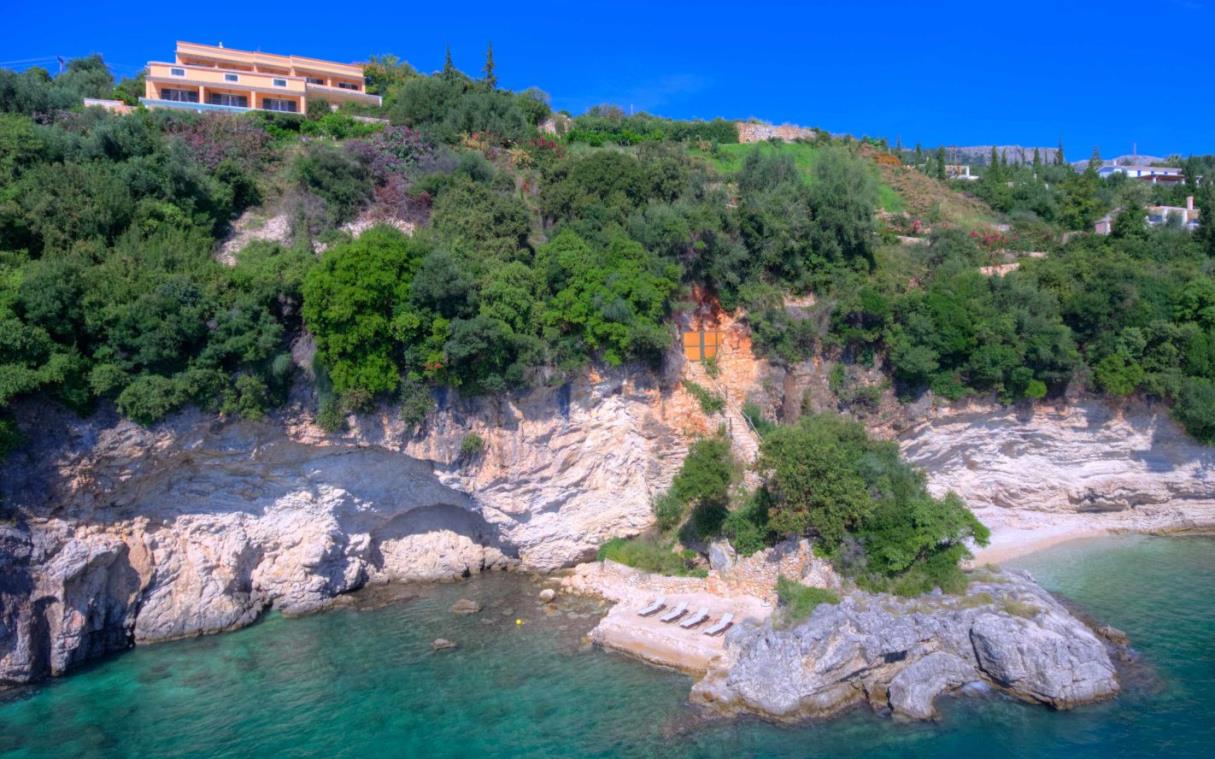villa-corfu-greece-ionian-islands-luxury-pool-views-domina-bea (10).jpg