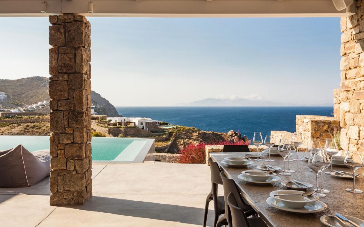 villa-mykonos-cyclades-greece-luxury-pool-adel-out-din (2).jpg