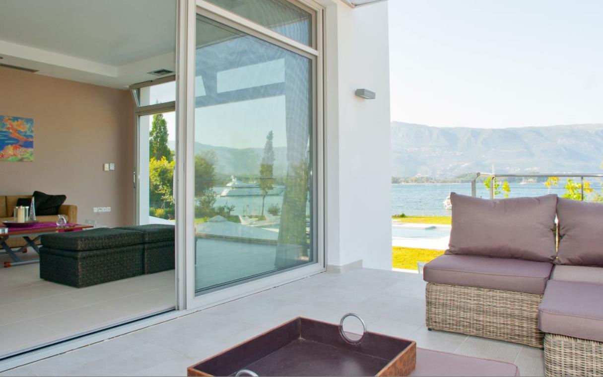 villa-corfu-greek-islands-greece-beachfront-pool-knk-kyma-terr.jpg
