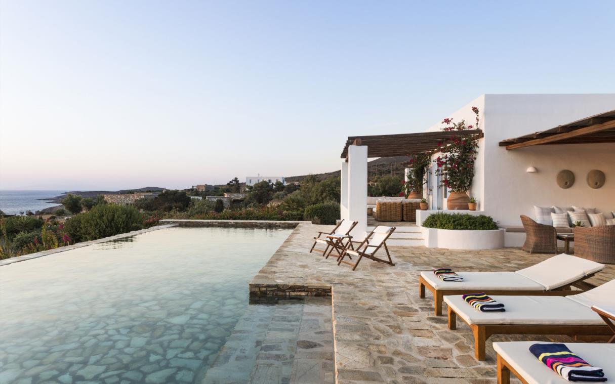 villa-antiparos-cyclades-greece-luxury-pool-maria-COV.jpg