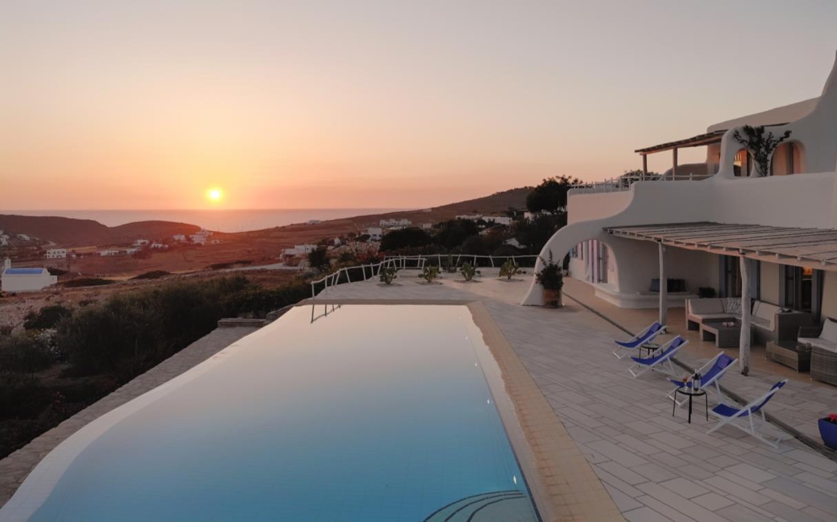villa-paros-greek-islands-greece-luxury-pool-delion-swim (7)