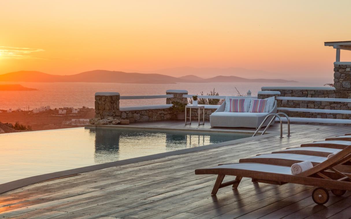 villa-mykonos-cyclades-islands-pool-beach-luxury-alia5-deck (5).jpg