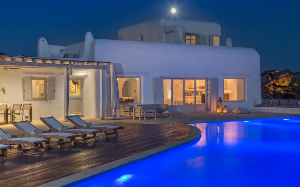 villa-mykonos-cyclades-islands-pool-beach-luxury-alia5-pool (2).jpg