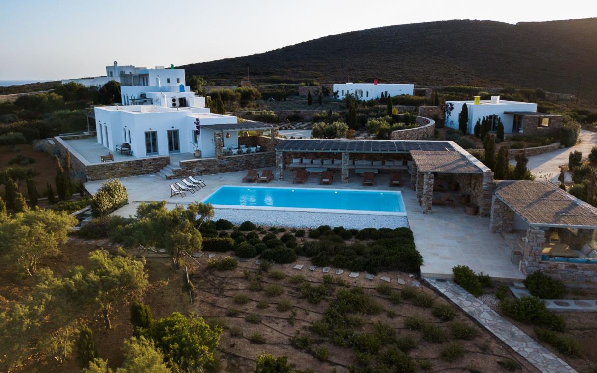 villa-antiparos-cyclades-greece-pool-beach-petalida-ext (2).jpg