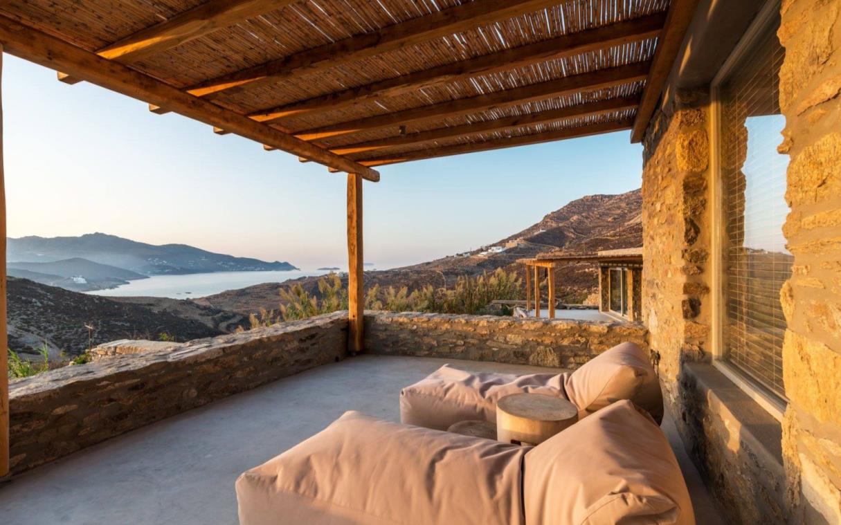 villa-mykonos-cyclades-greek-islands-greece-sea-pool-luxury-adelaide-out-liv (2).jpg
