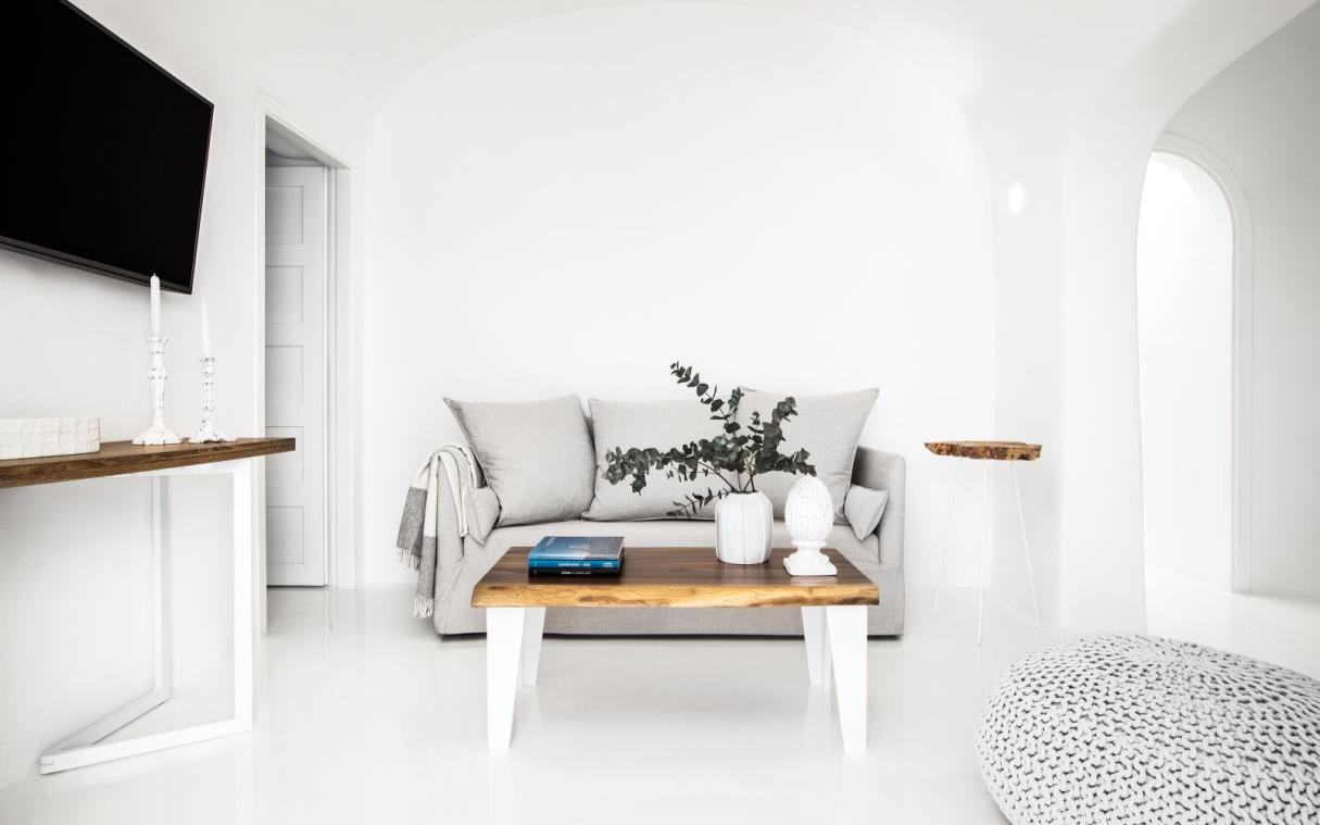 villa-santorini-cyclades-greece-luxury-sea-minimalist-erossea-liv-2.jpg