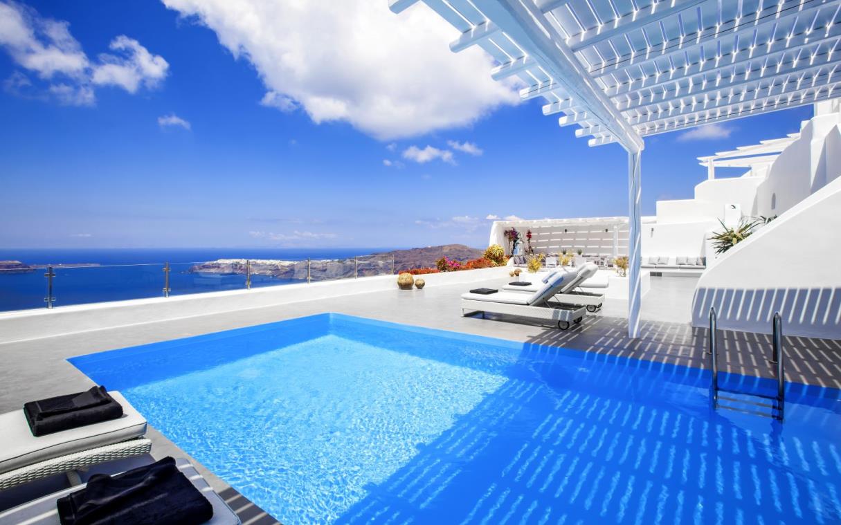 villa-santorini-cyclades-greece-luxury-sea-minimalist-erossea-poo-3.jpg