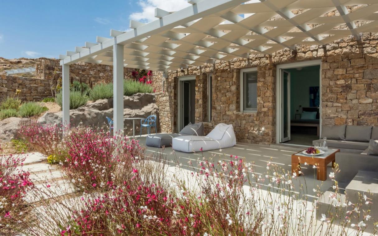 villa-mykonos-cyclades-greece-luxury-pool-ariel-out-liv (1).jpg