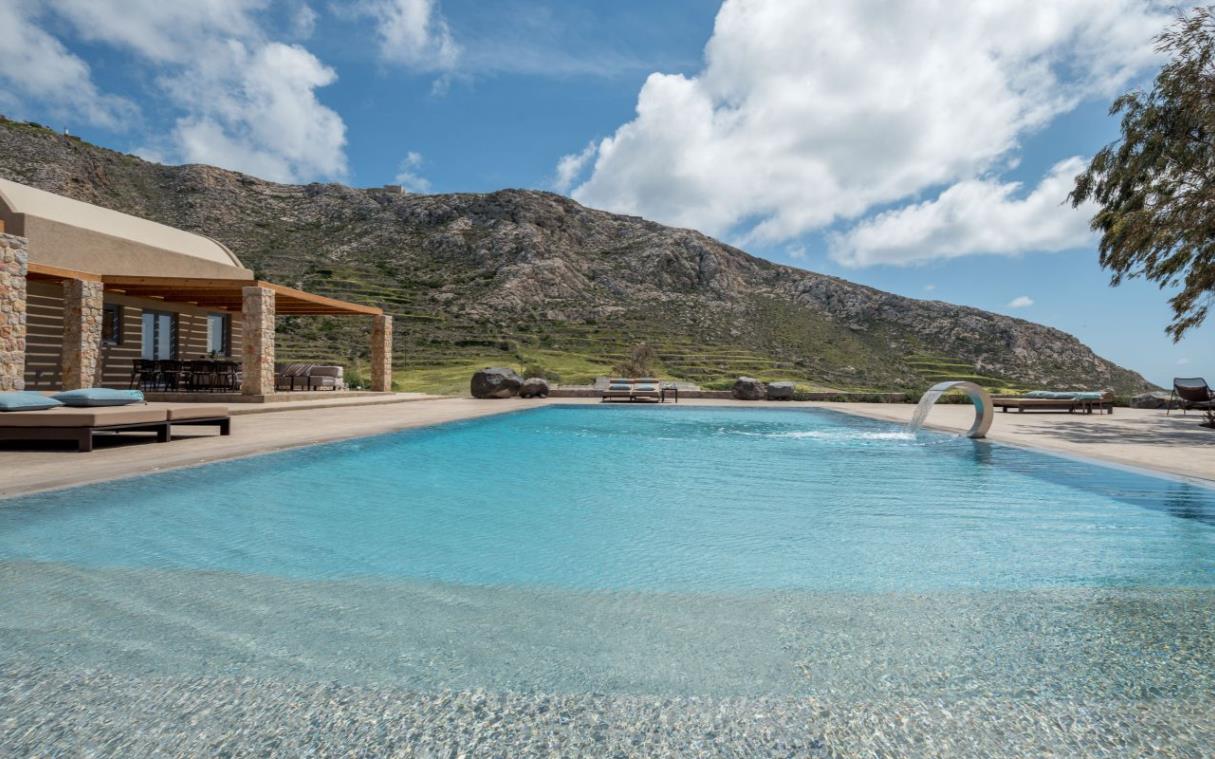 villa-santorini-greece-tennis-swim-cellaria-estate-pool (1).jpg