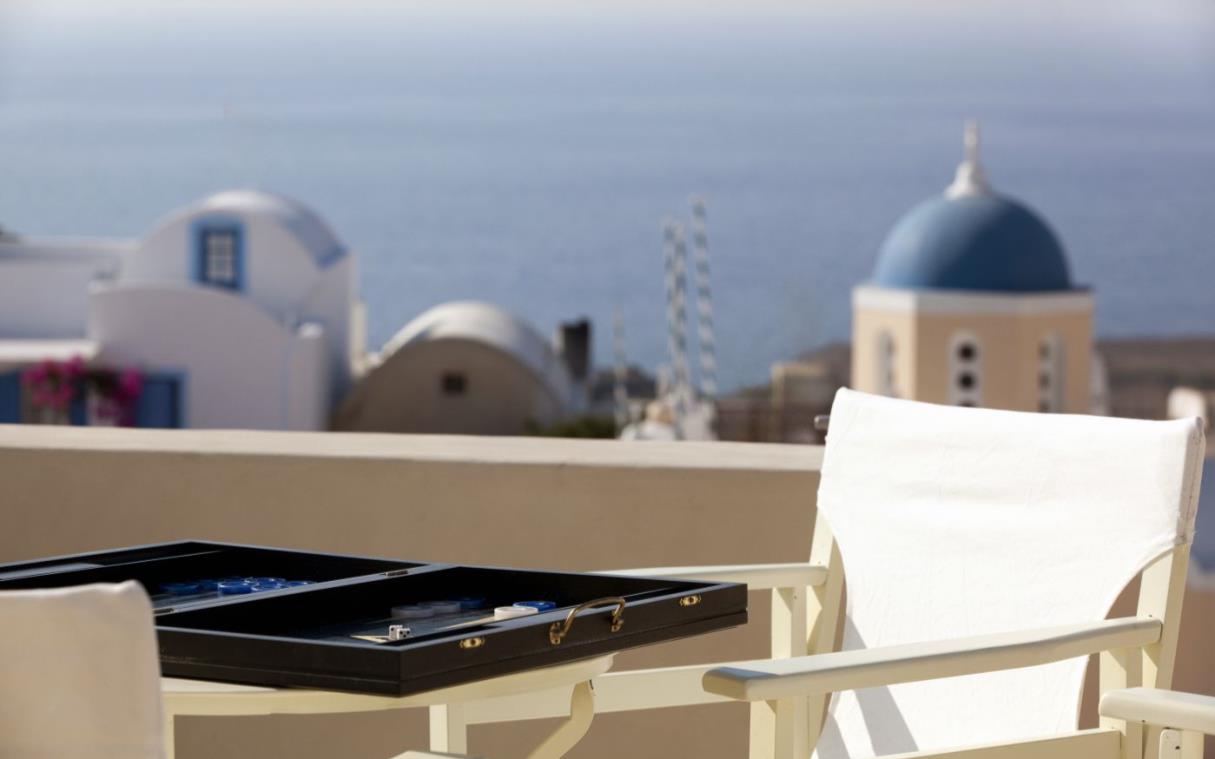 villa-santorini-cyclades-greece-luxury-seaside-nina-sea-view.jpg