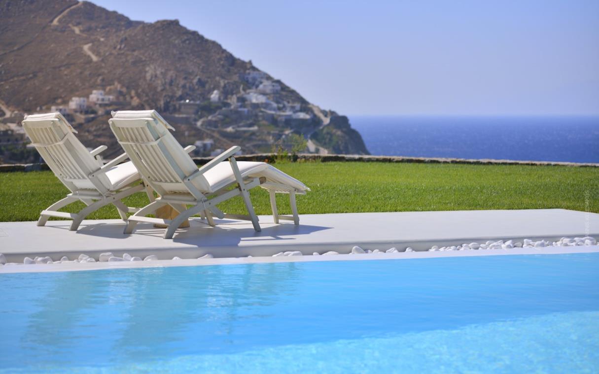 villa-mykonos-cyclades-greece-pool-sea-view-luxury-gravity-poo-1.jpg
