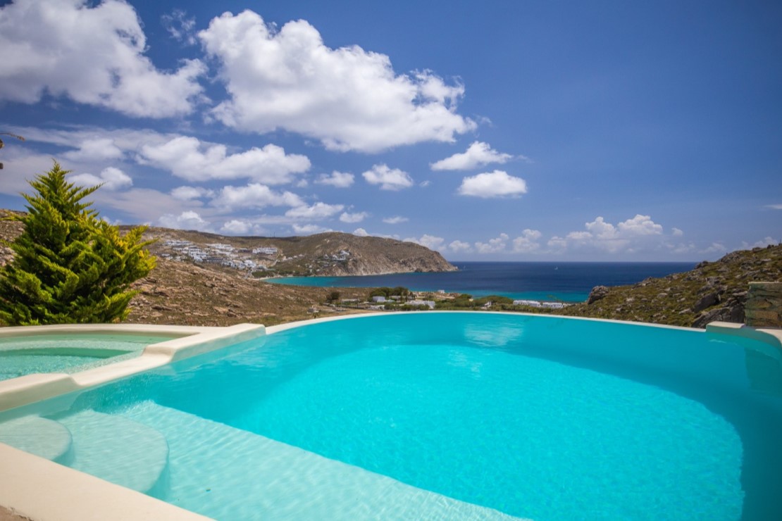 Villa Infinity