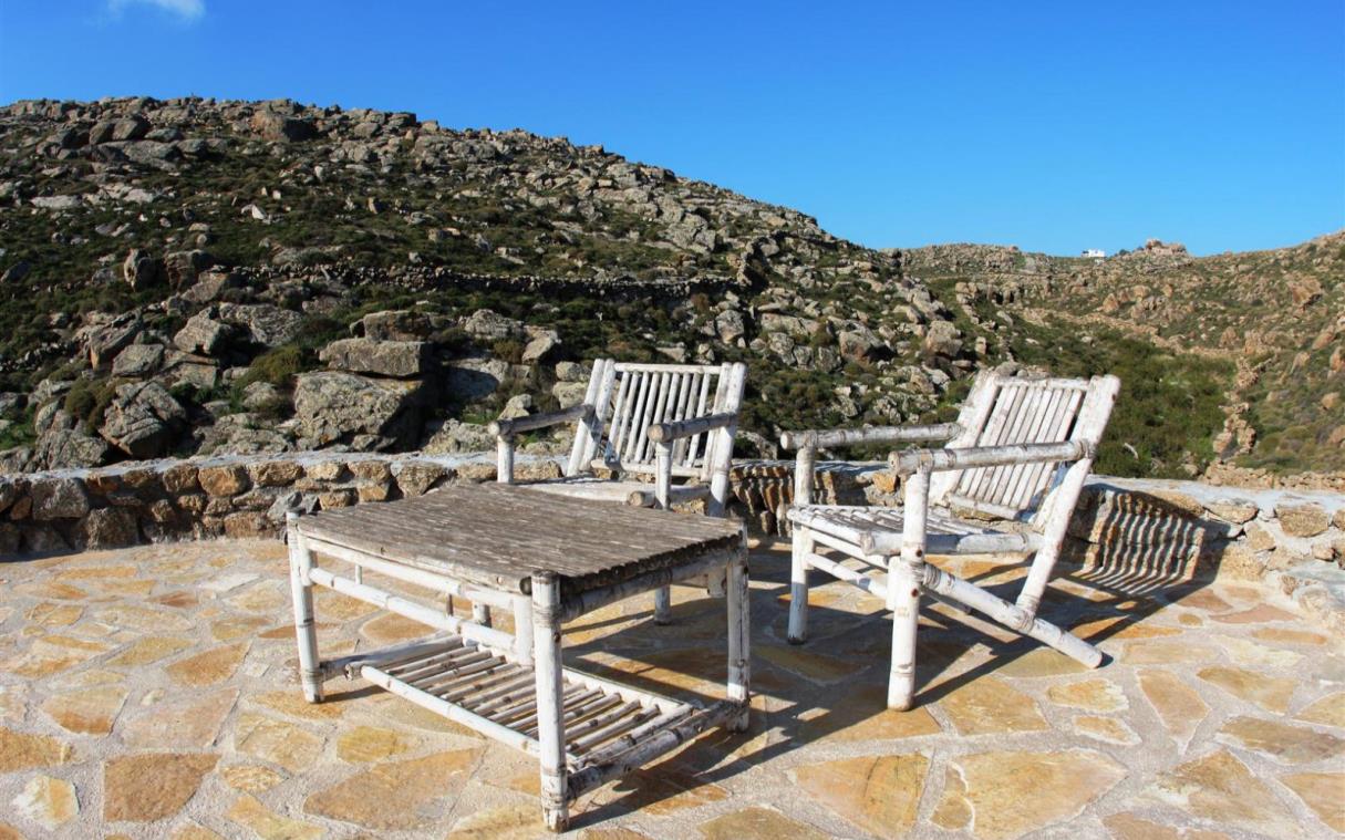 villa-mykonos-cyclades-greece-luxury-pool-infinity-ter-3.jpg