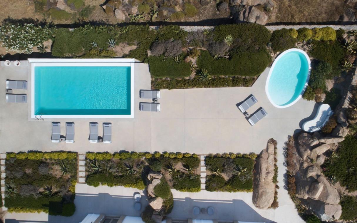 villa-mykonos-greece-luxury-pool-kallisti-one-aer (3).jpg