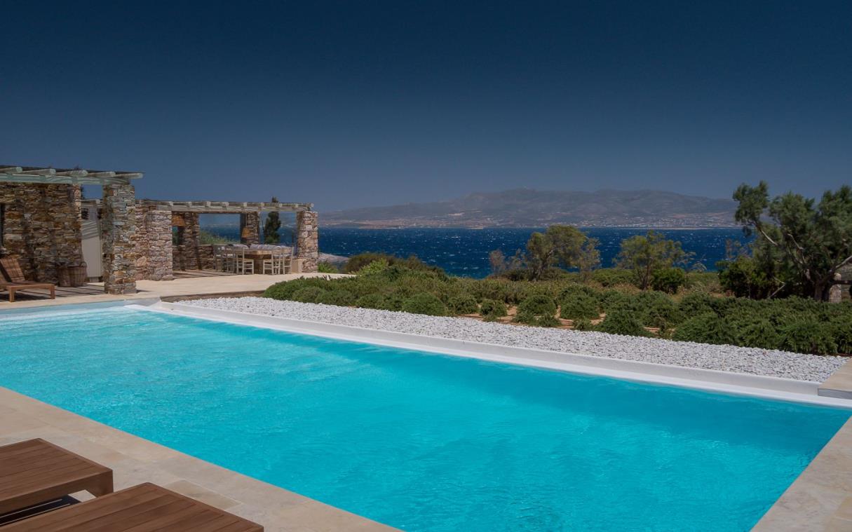 villa-antiparos-cyclades-greece-pool-beach-petalida-1-swim (1).jpg