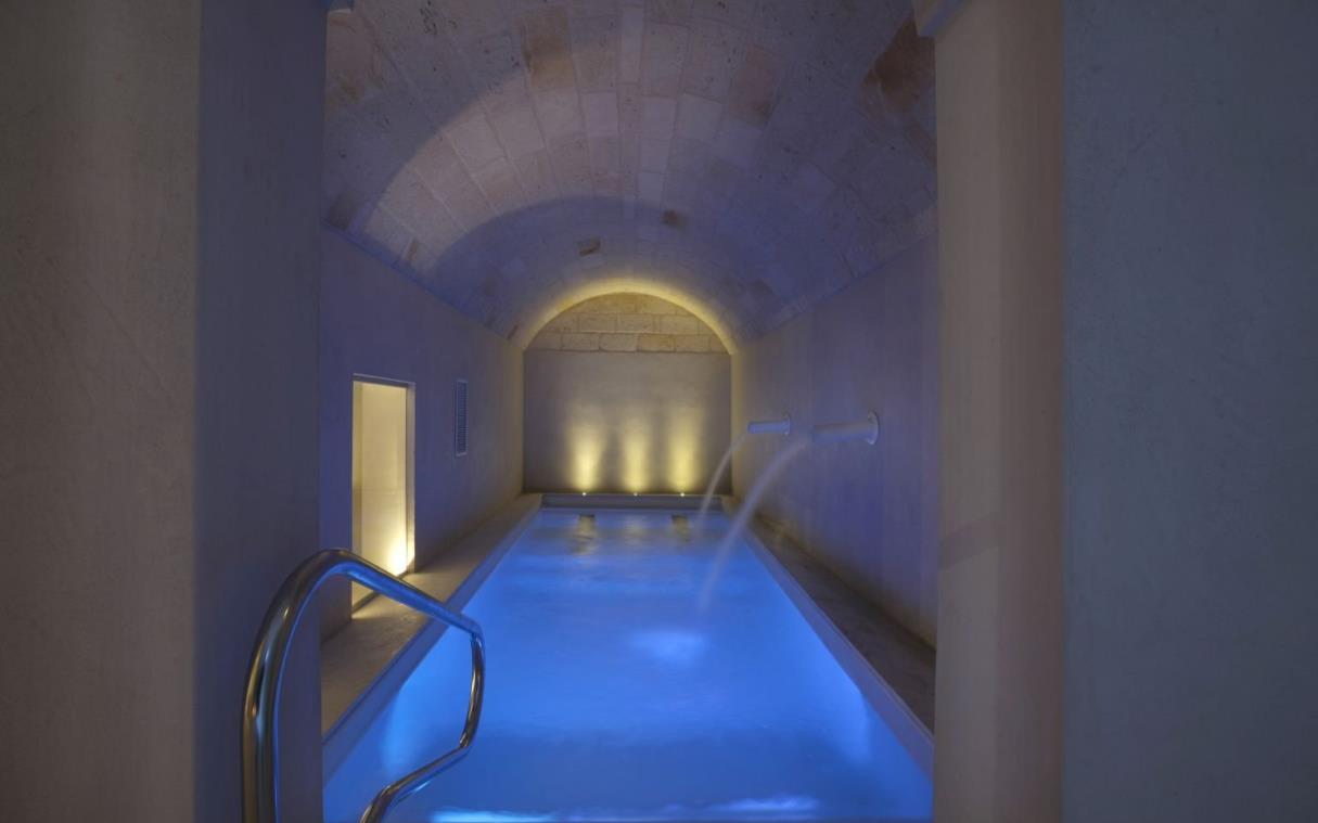 villa-lecce-apulia-italy-pool-luxury-masseria-antonio-augusto-spa-swim.jpg