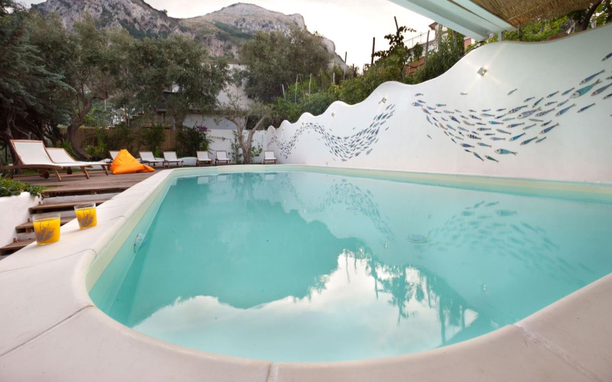 villa-nerano-sorrento-amalfi-italy-luxury-pool-sea-views-ulisse-poo-2.jpg