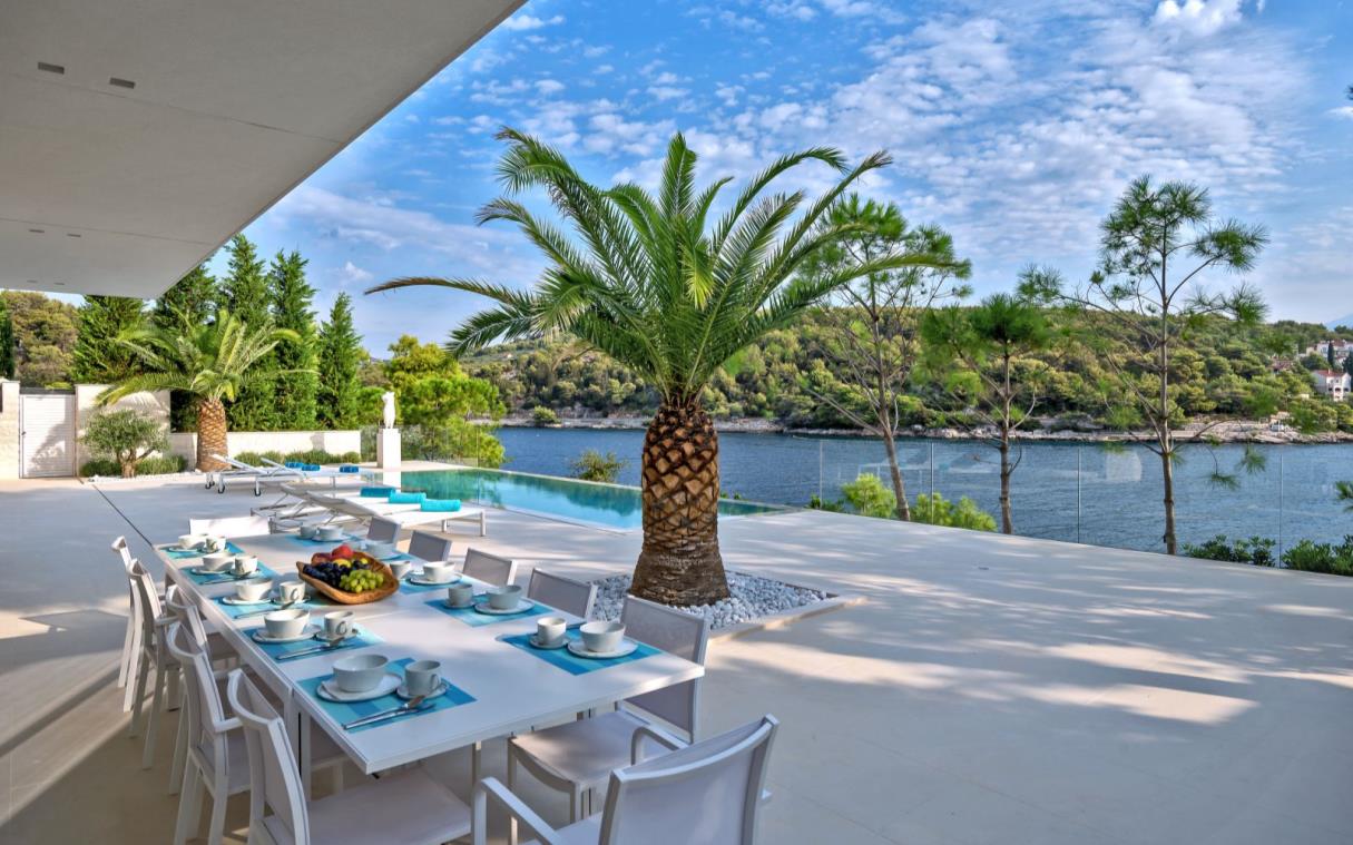 villa-split-croatia-luxury-pool-mila-out-din (1).jpg