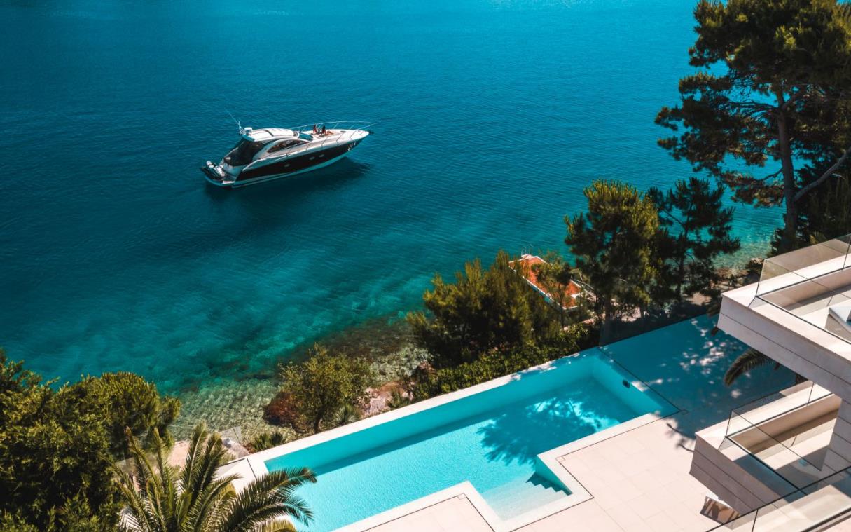 villa-split-croatia-sea-luxury-pool-mila-boat (3).jpg