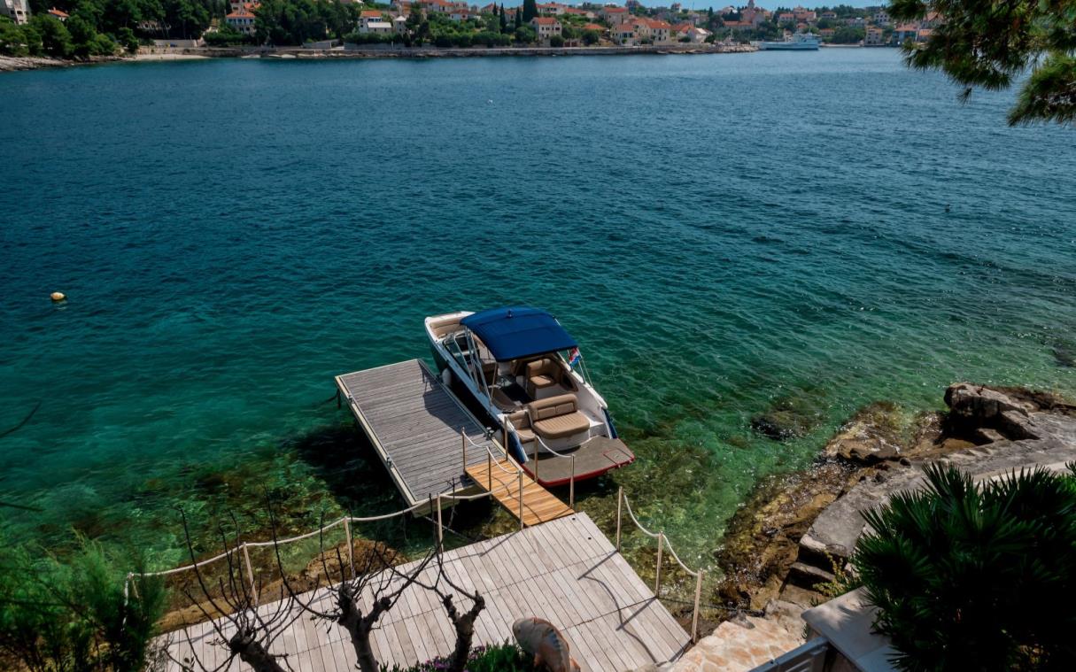villa-split-croatia-luxury-pool-mila-dock (3).jpg