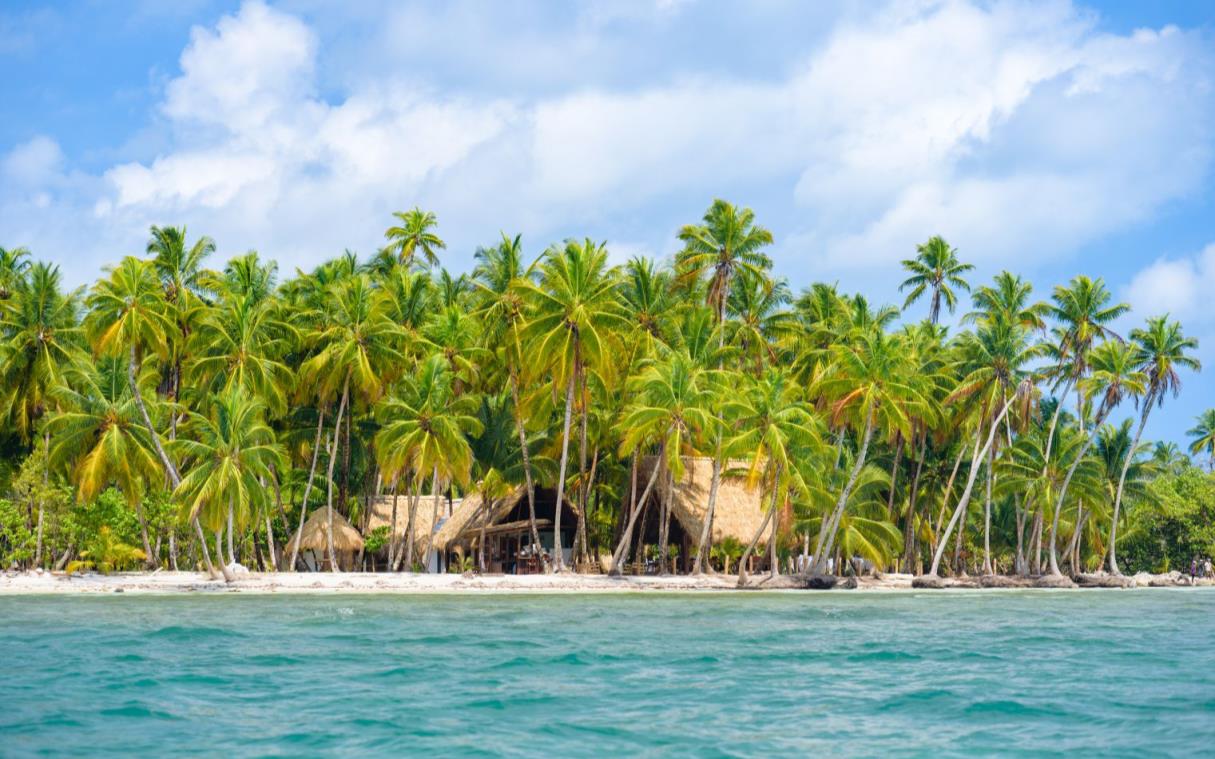 private-island-pearl-cays-nicaragua-caribbean-luxury-inclusive-beach-calala-isl (3).jpg