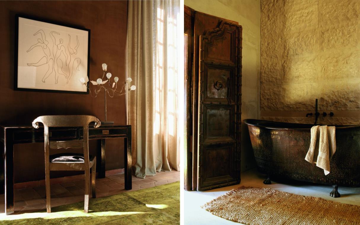 villa-baux-provence-luxury-historic-pool-mas-de-chabran-bed-bath.jpg