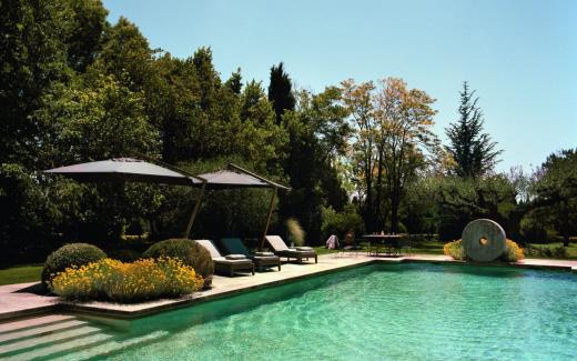 villa-baux-provence-luxury-historic-pool-mas-de-chabran-swim (1).jpg