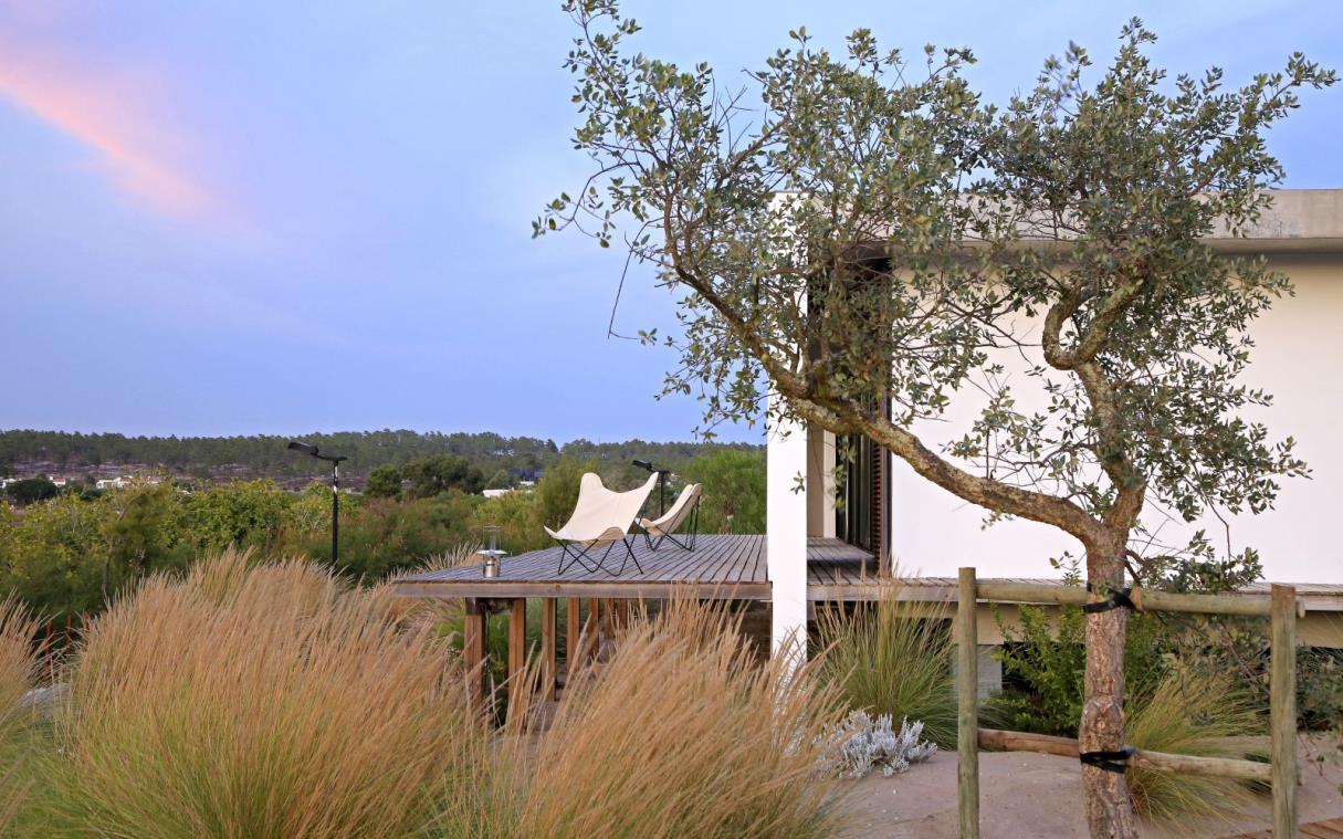 villa-comporta-portugal-pool-terrace-modern-casa-pego-EXT (3).jpg