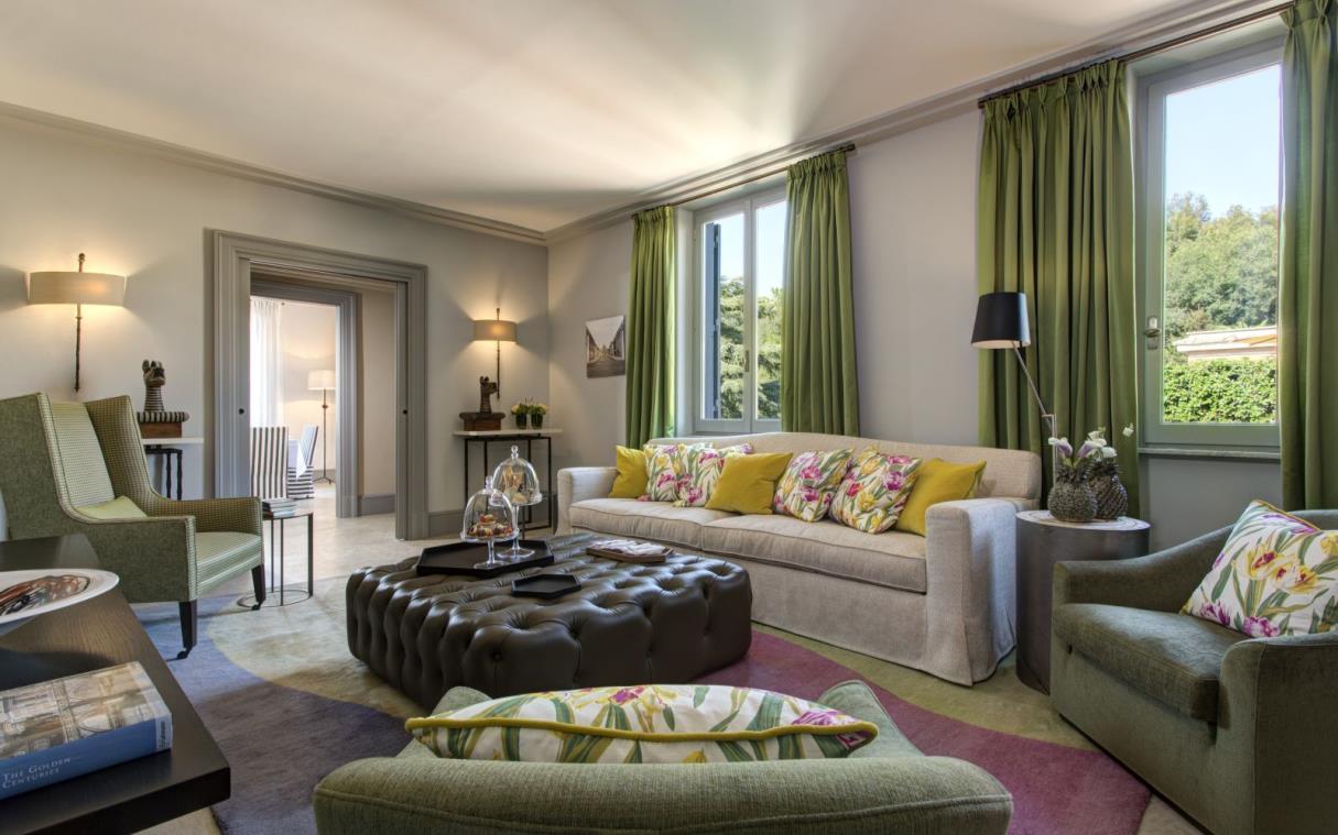 apartment-rome-italy-luxury-terrace-hotel-de-russie-nijinsky-suite-liv.jpg