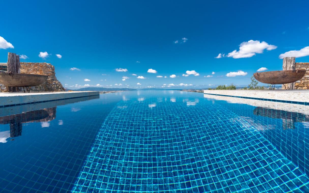 villa-maremma-tuscany-italy-countryside-luxury-pool-argentaia-swim (1).jpg