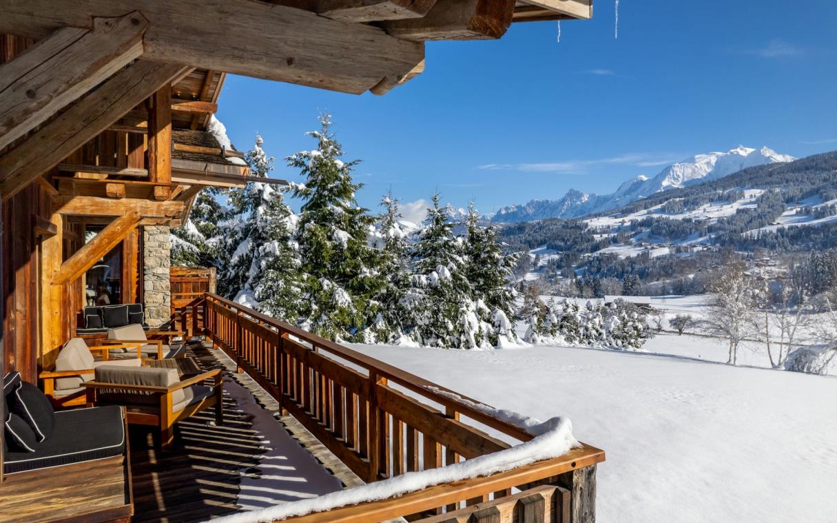 chalet-french-alps-france-luxury-pool-ultima-megeve-bal-win