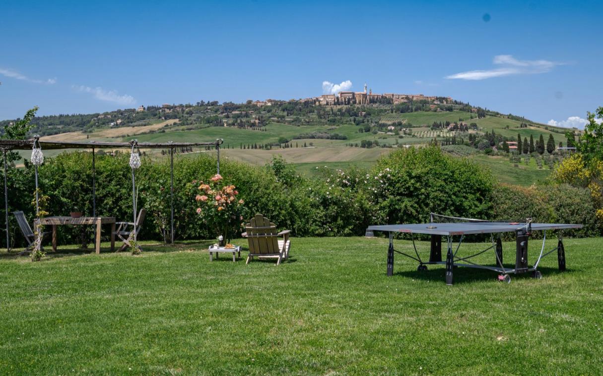villa-pienza-siena-tuscany-italy-luxury-pool-romantica-out-liv (2).jpg