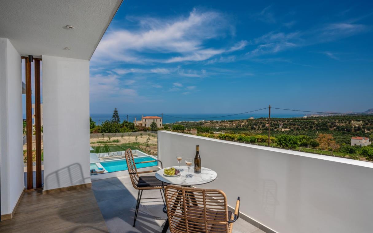 villa-crete-greek-islands-greece-luxury-pool-orizontes-out-liv (3).jpg