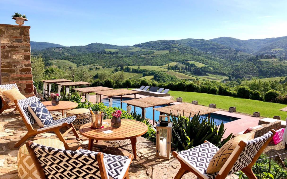 Villa Chianti Tuscany Italy Luxury Countryside Pool Vitigliano Out Liv 1