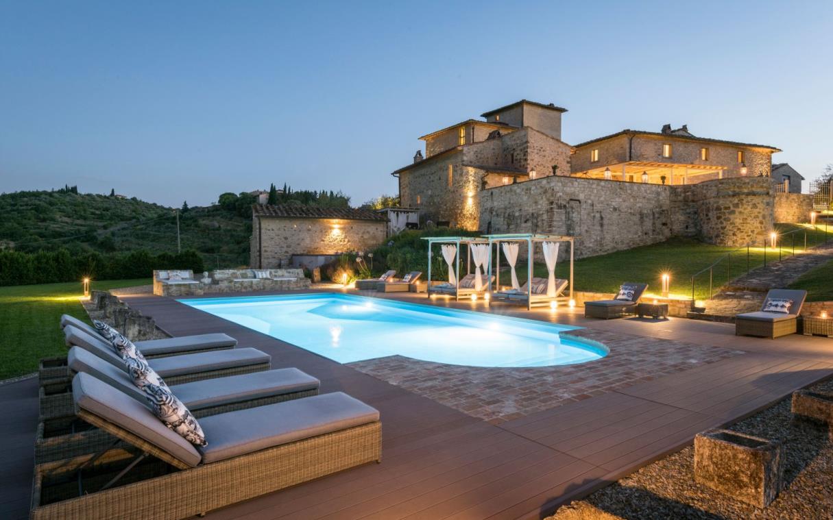 villa-chianti-tuscany-italy-luxury-pool-countryside-vitigliano-ext.jpg