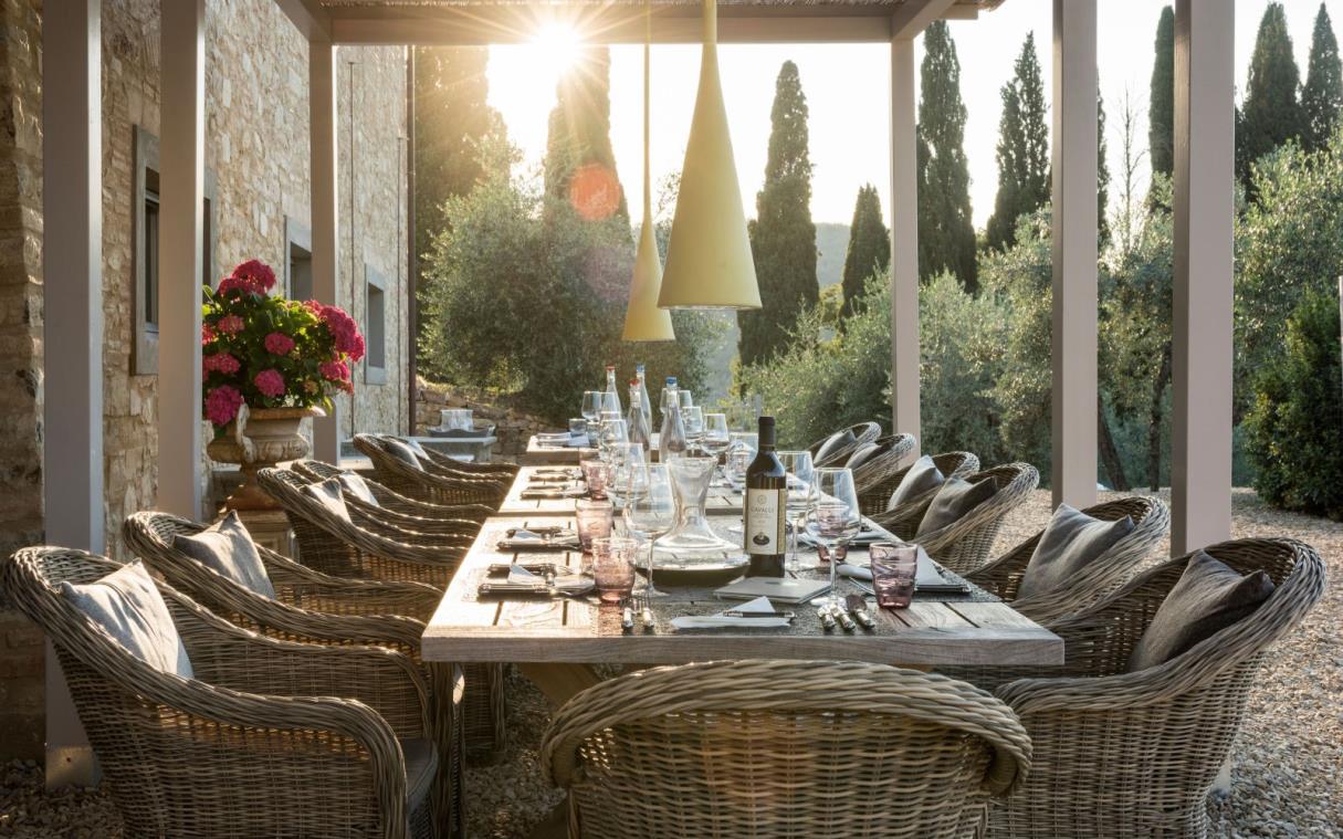 villa-chianti-tuscany-italy-luxury-pool-countryside-vitigliano-out-din (1).jpg