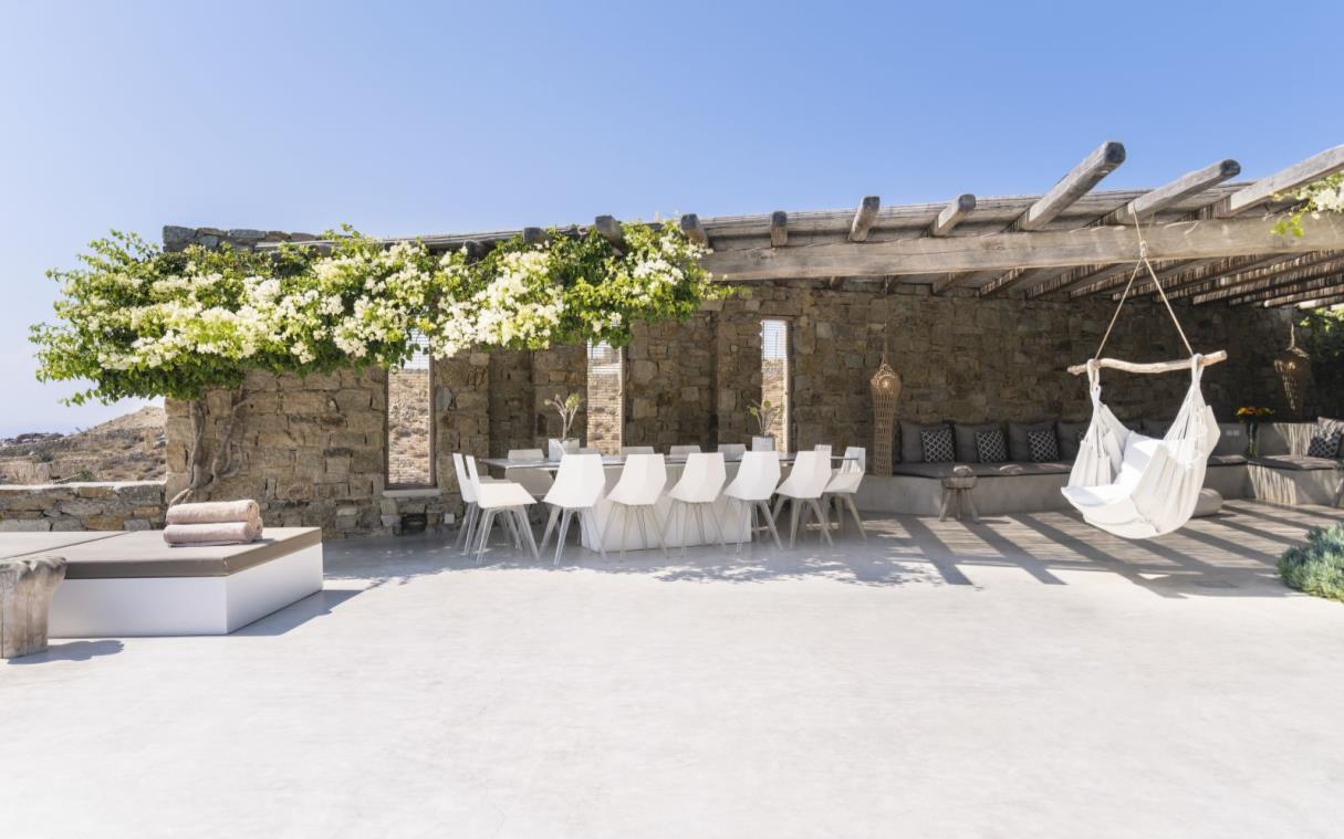 villa-mykonos-cyclades-greek-islands-greece-luxury-pool-fleur-de-sel-out-din (4)