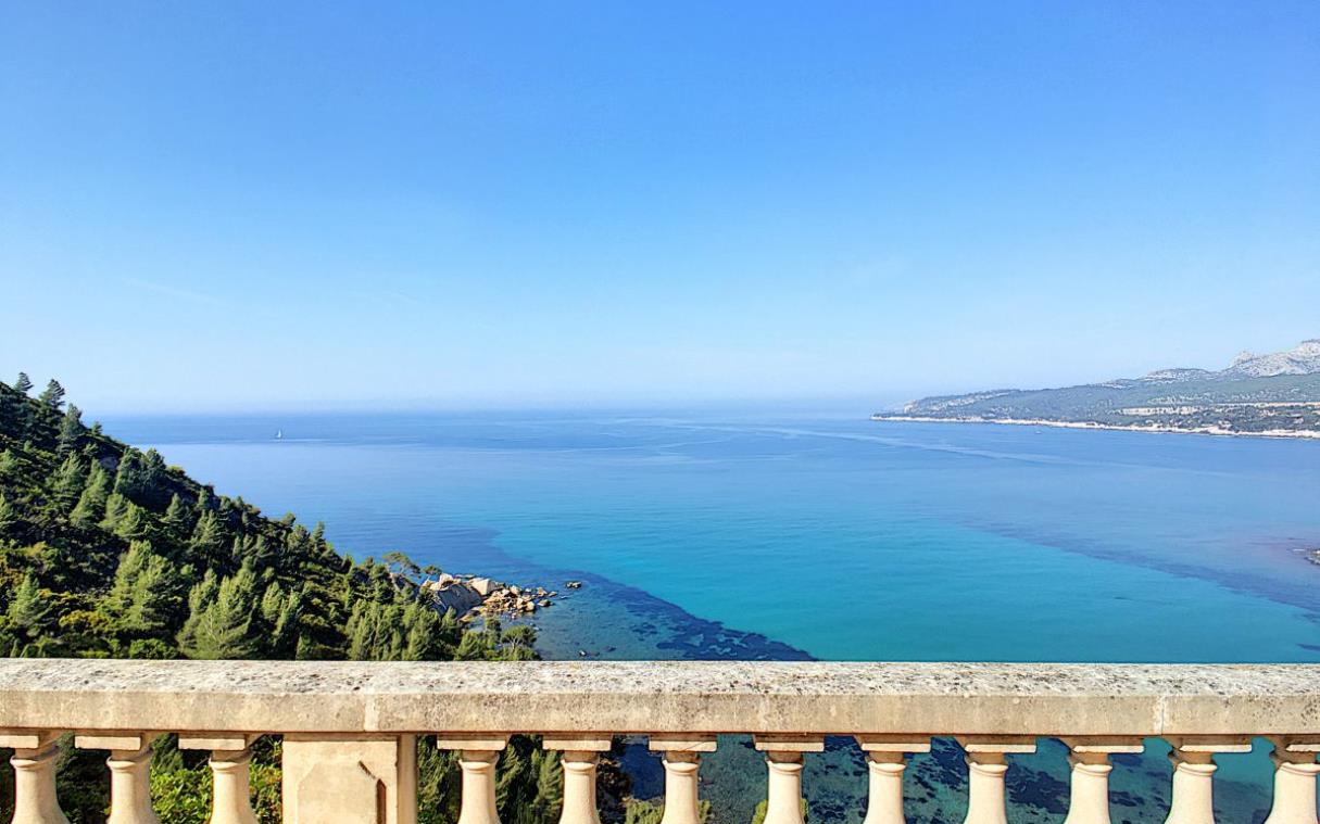 villa-cassis-cote-azur-france-luxury-sea-domaine-canaille-view (1).jpg